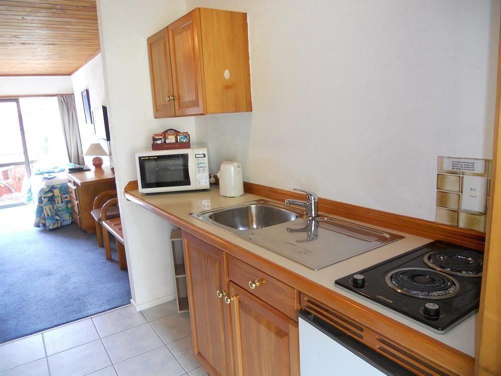 Swiss Chalet Lodge Motel Paihia Exterior photo